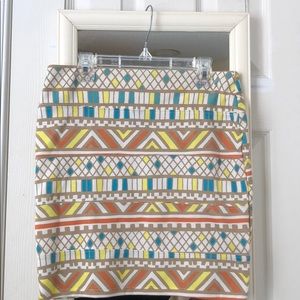 Geometric mini skirt
